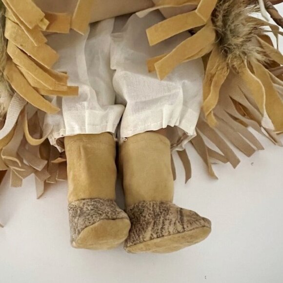 Cathay Collection Porcelain Native American Girl 16" Doll 102-5000 - Picture 6 of 7